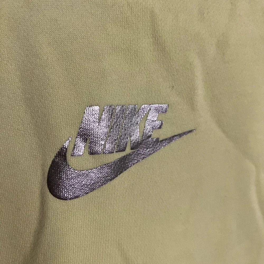 NIKE Color Clash Color Block Fleece Crewneck Sweatshirt Metallic‎ Logo Girl's S